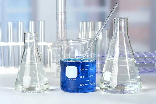The Science Behind Borosilicate Glass: Why It’s Used in Labs